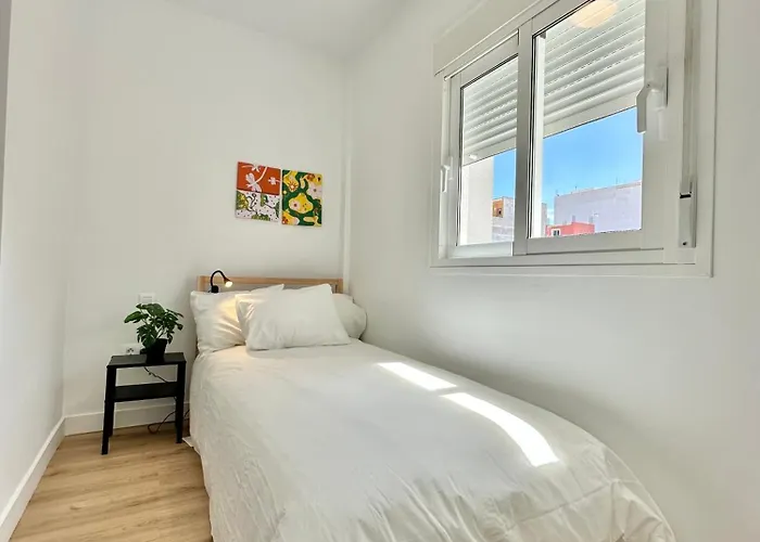 Seashell Serene Escape Apartment